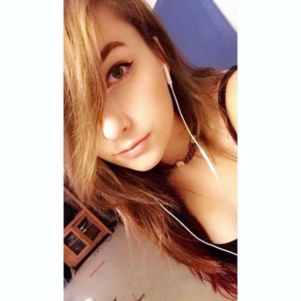 Meet your Posher, Tori